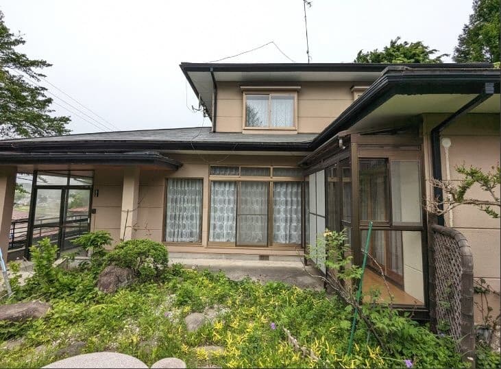 八戸市大字田面木字上野平 / 1380万円 / 4DK