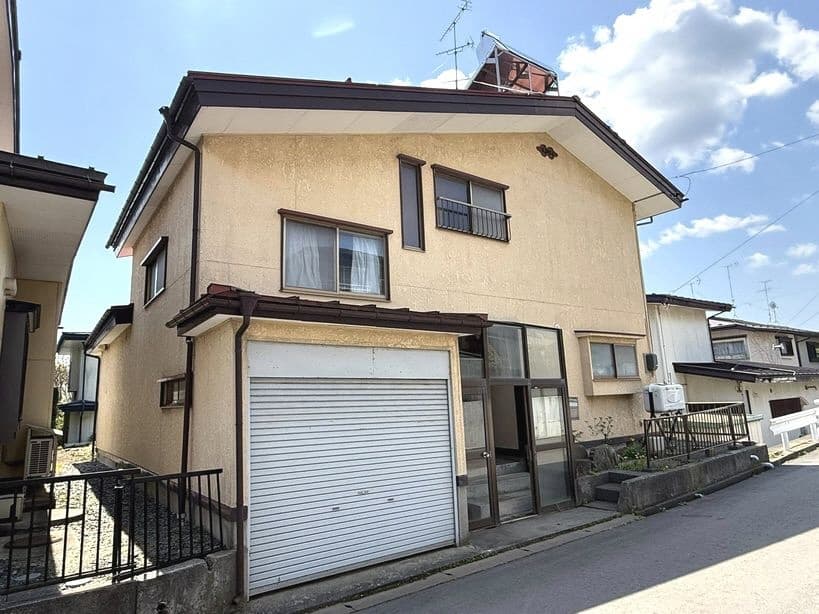 八戸市大字河原木字袖ノ沢 / 560万円 / 5LDK+