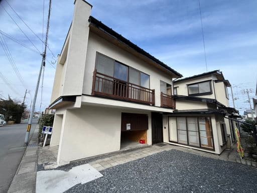 八戸市根城6丁目 / 1780万円 / 5LDK+