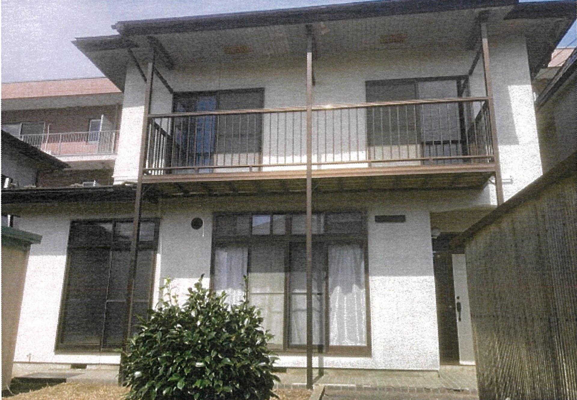 八戸市大字新井田字妻ノ神 / 600万円 / 5LDK+