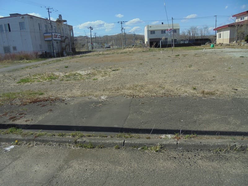 白糠町西庶路西２条南３丁目３番１６・１７・１８ 60万円