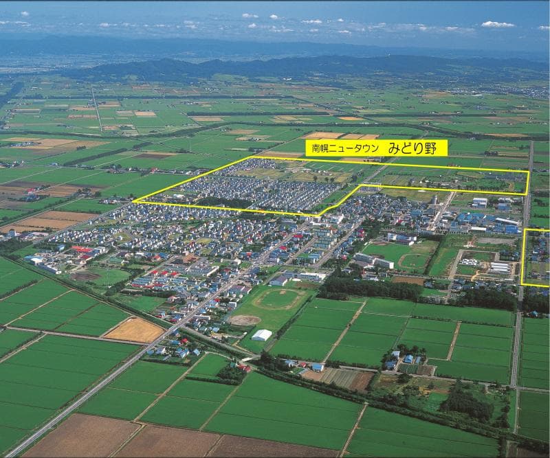 空知郡 南幌町 東町１丁目～４丁目（３８１区画） / 3,429,000円/売却価格