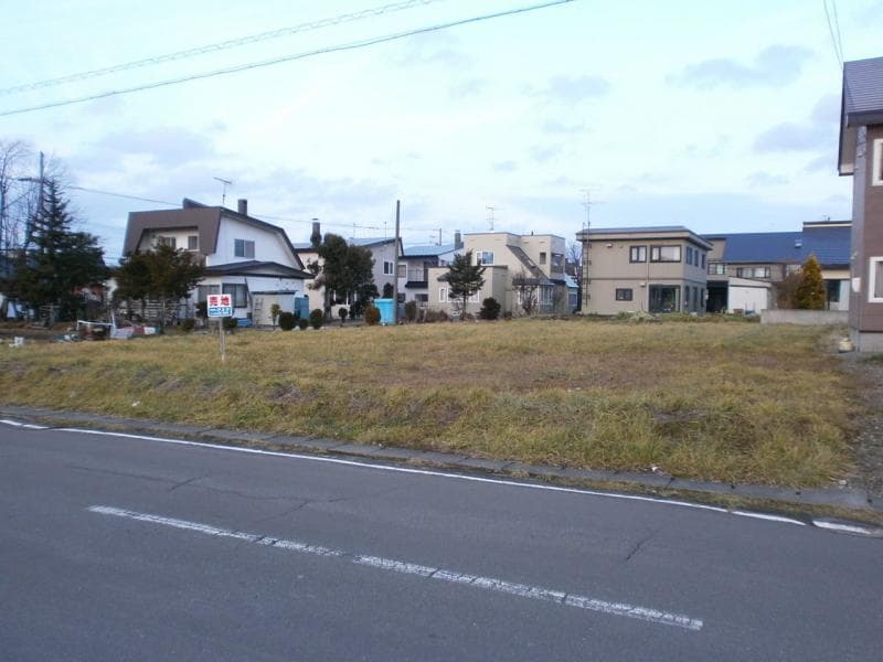 上川郡 鷹栖町 北野西３条１丁目 / 3,950,000円/売却価格